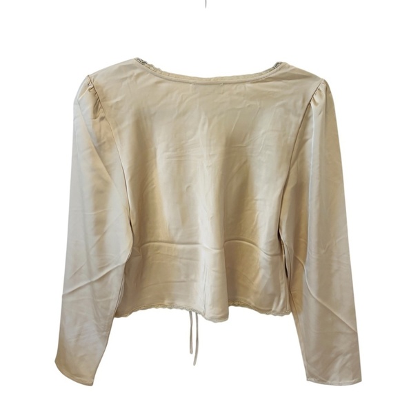 REVOLVE 1960 house of harlow gold Satin Feel blouse Sz Medium - Picture 3 of 6
